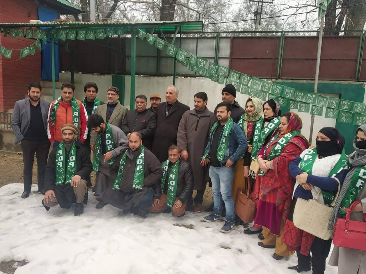 13 Corporaters join PDP, “Our party under Mehbooba Mufti is a vibrant force: Khurshid Aalam