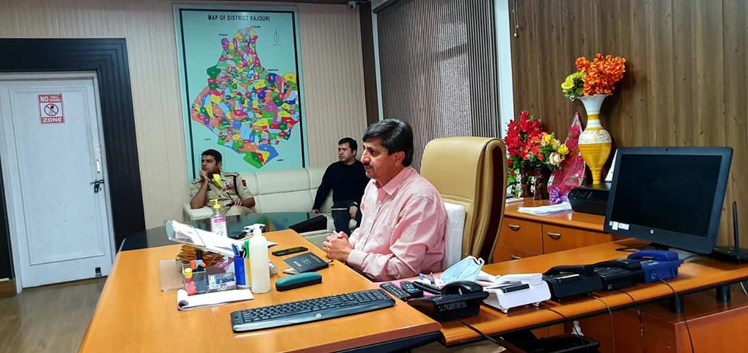DM Rajouri chairs meeting discuss strategy for movement bod nomads, availability of Agriculture seeds and other issues