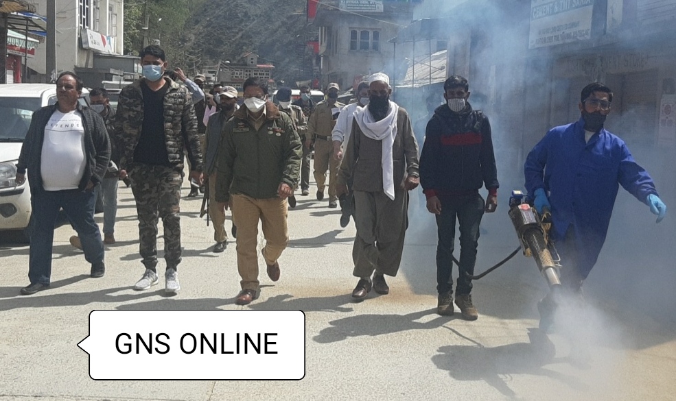 Muncipal Committe Thanna Mandi Continue its Vigrous fumigation and Mask Distribution in Thanna Mandi