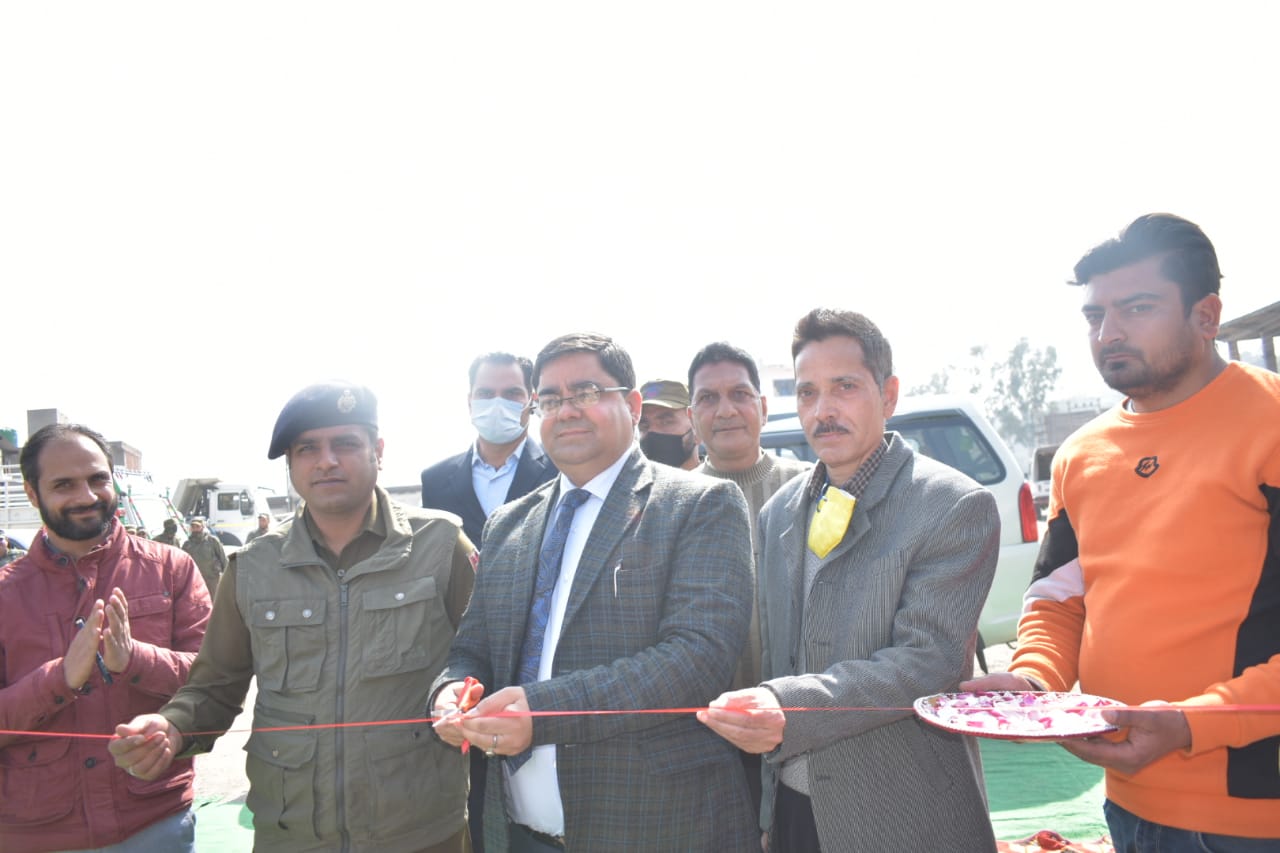 Road Safety Campaign: DC Rajouri inaugurates Vehicles Fitness Camp