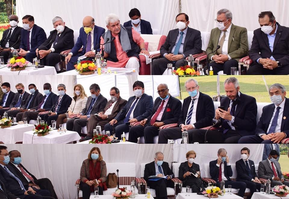 Lt Governor holds interaction with Foreign Envoys