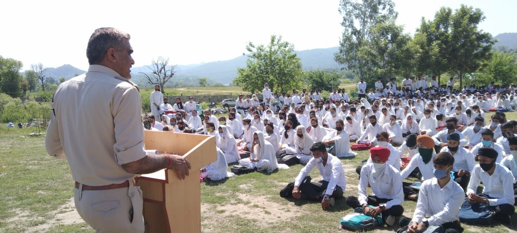 Rajouri police holds awareness, interaction meet with college students