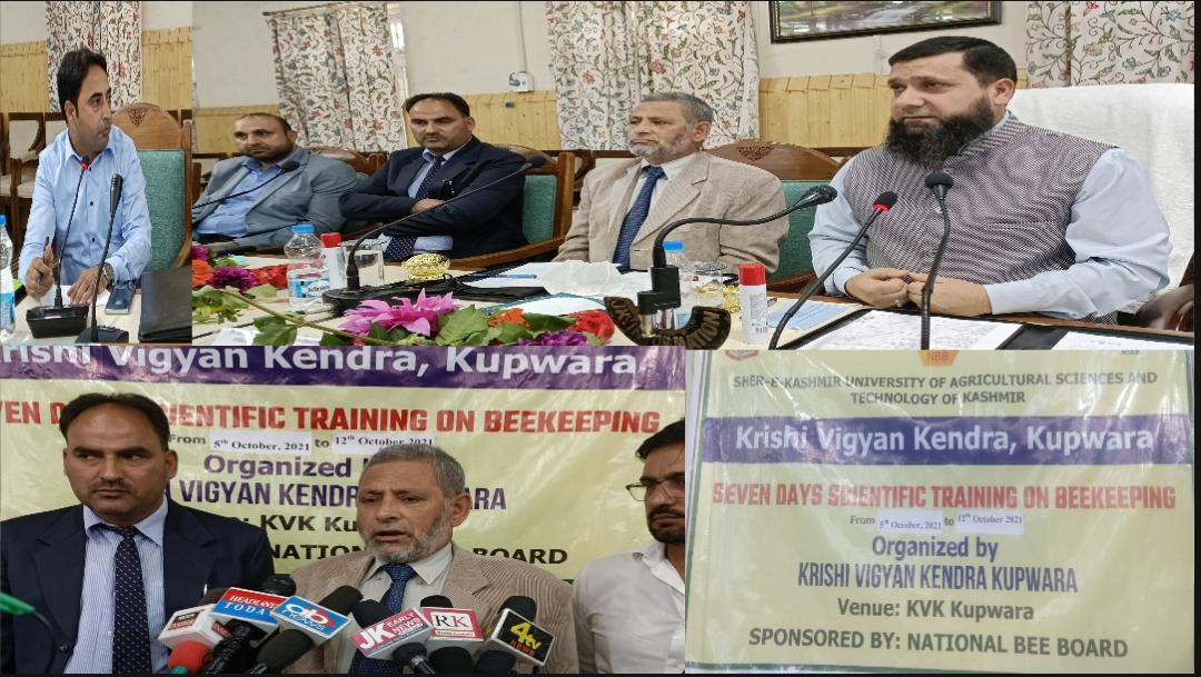 KVK Kupwara kick started seven days skill development training programme on “Scientific Beekeeping”