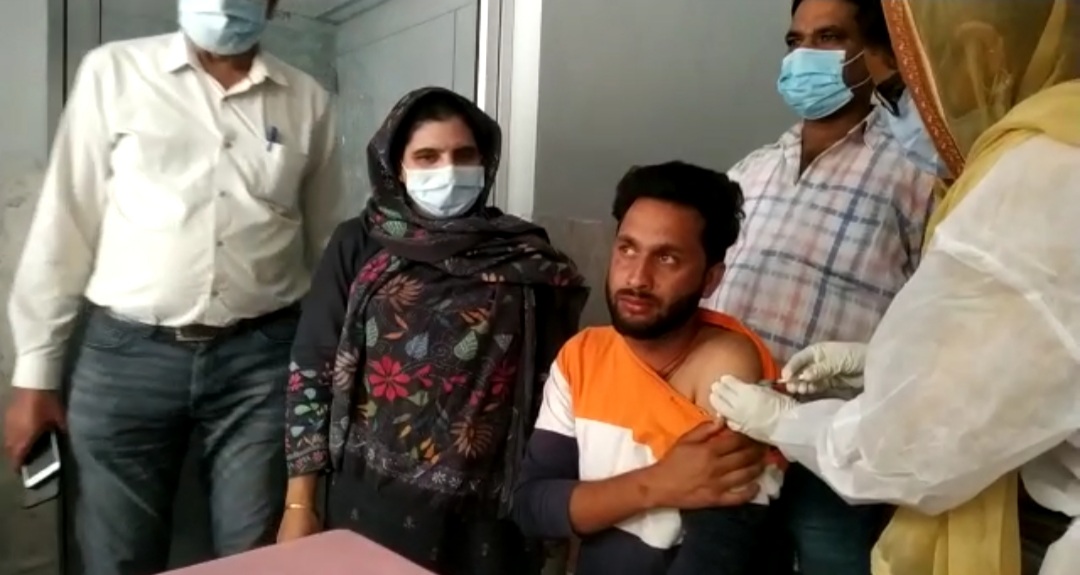 Block Medical Office Darhal  celebrates victory of 100 percent achievement in anti Corona Vaccines