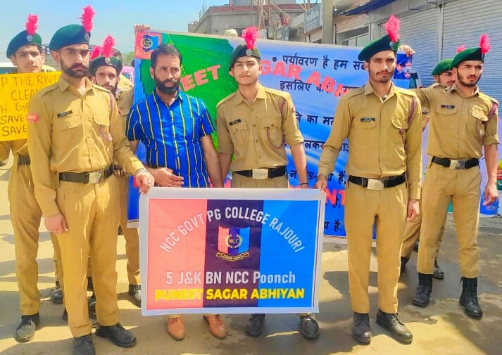Rajouri PG College NCC Wing cleaned water bodies under Puneet Sagar Abhiyan.