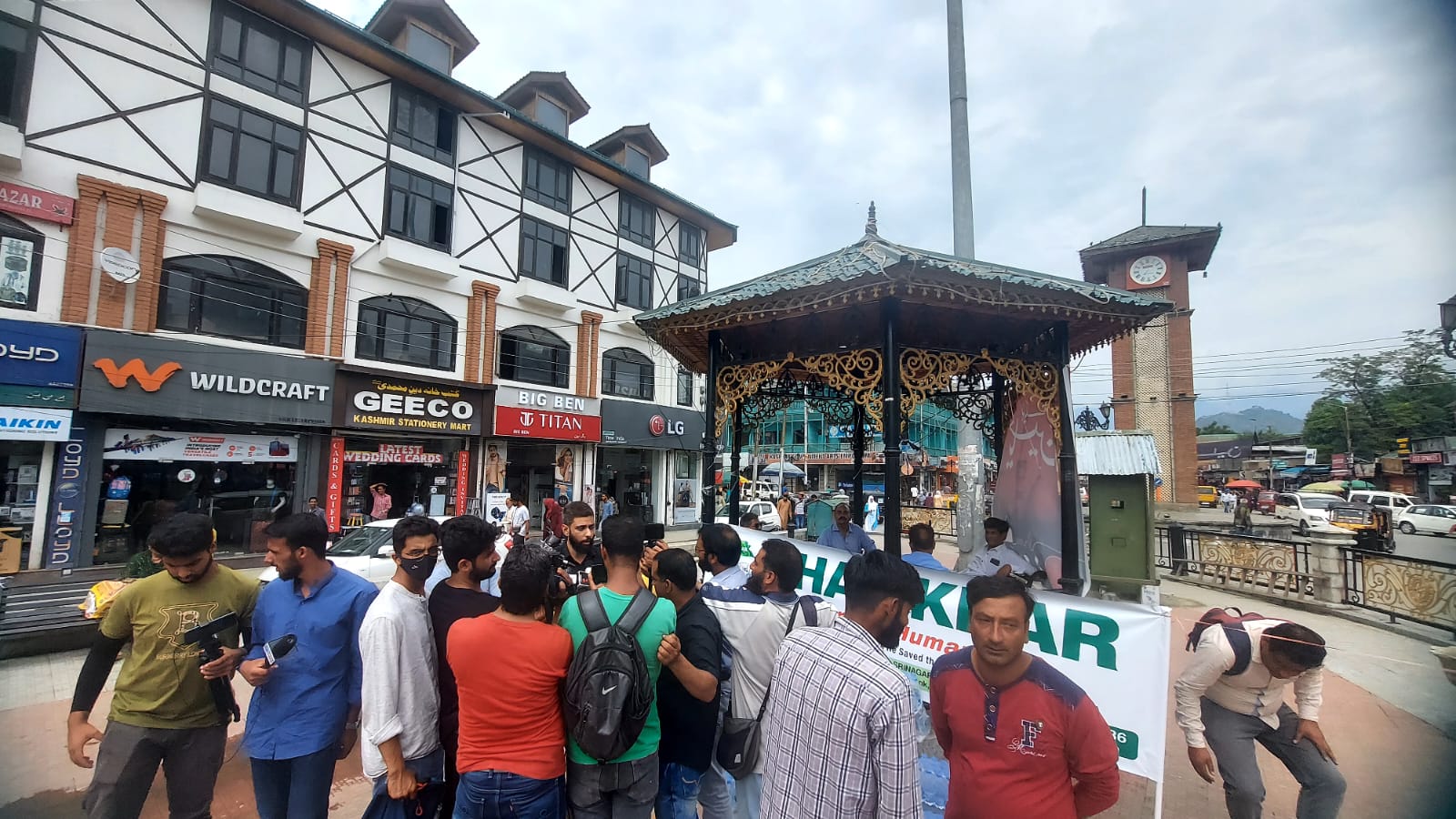 Ghamkhaar pays homage to Chief of Martyrs, Hazrat Imam Hussain