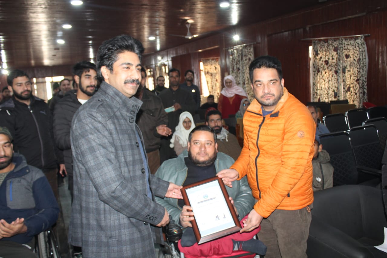 Disability cannot weaken a human being : Inam Un Nabi