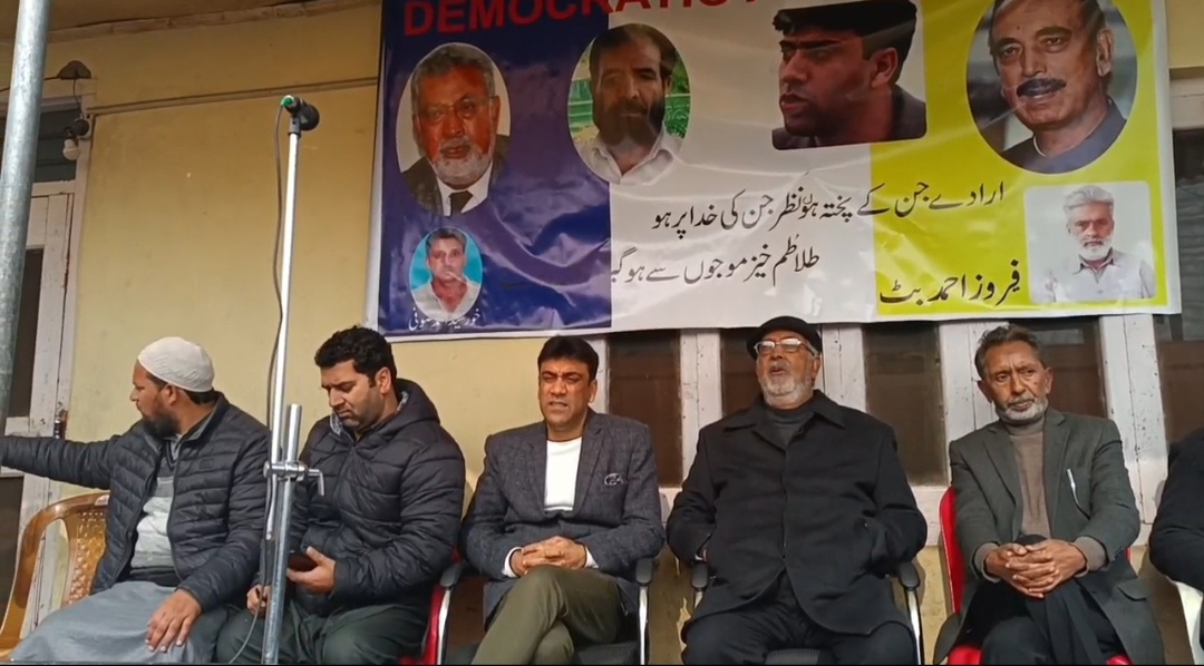 Democratic Azad party workers convention held at Aloosa Bandipora ; Make party stronger at grassroot level Shafeeq Shabnam