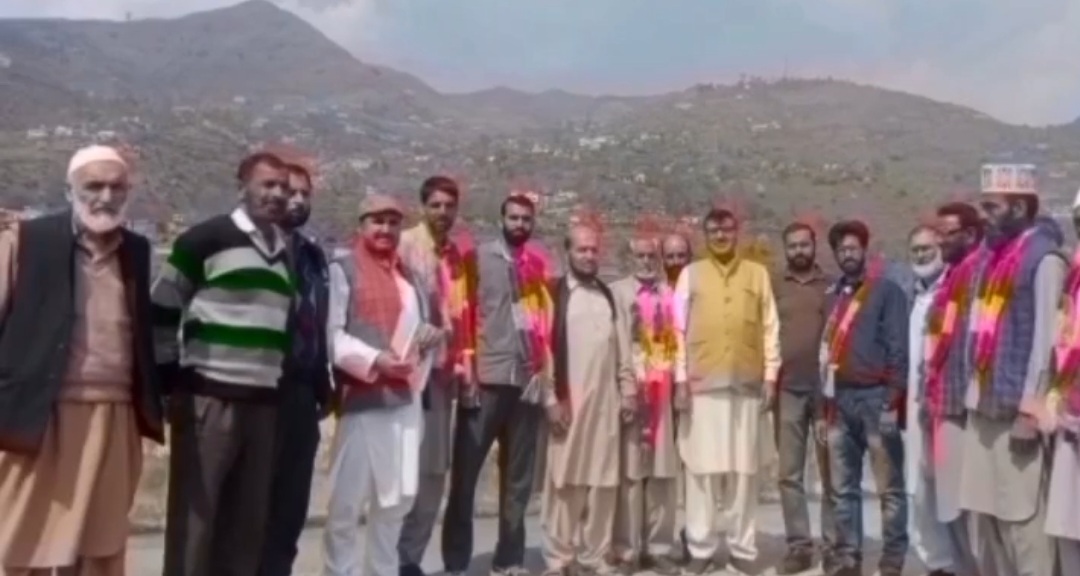 Several National conference leader/Workers  Join BJP in Darhal