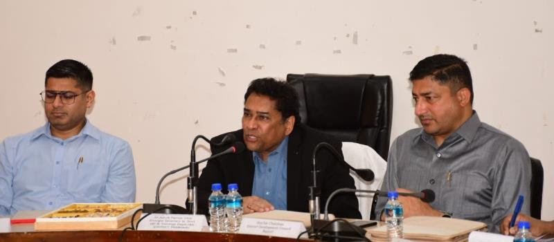 Principal Secretary ARI & TD assesses development projects/public issues in Rajouri.
