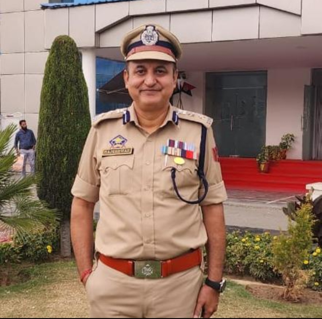 Minor Reshuffle in Police Department,  Rajeshwar Singh As SSP CID Headquarters Dawood Is New SP Handwara