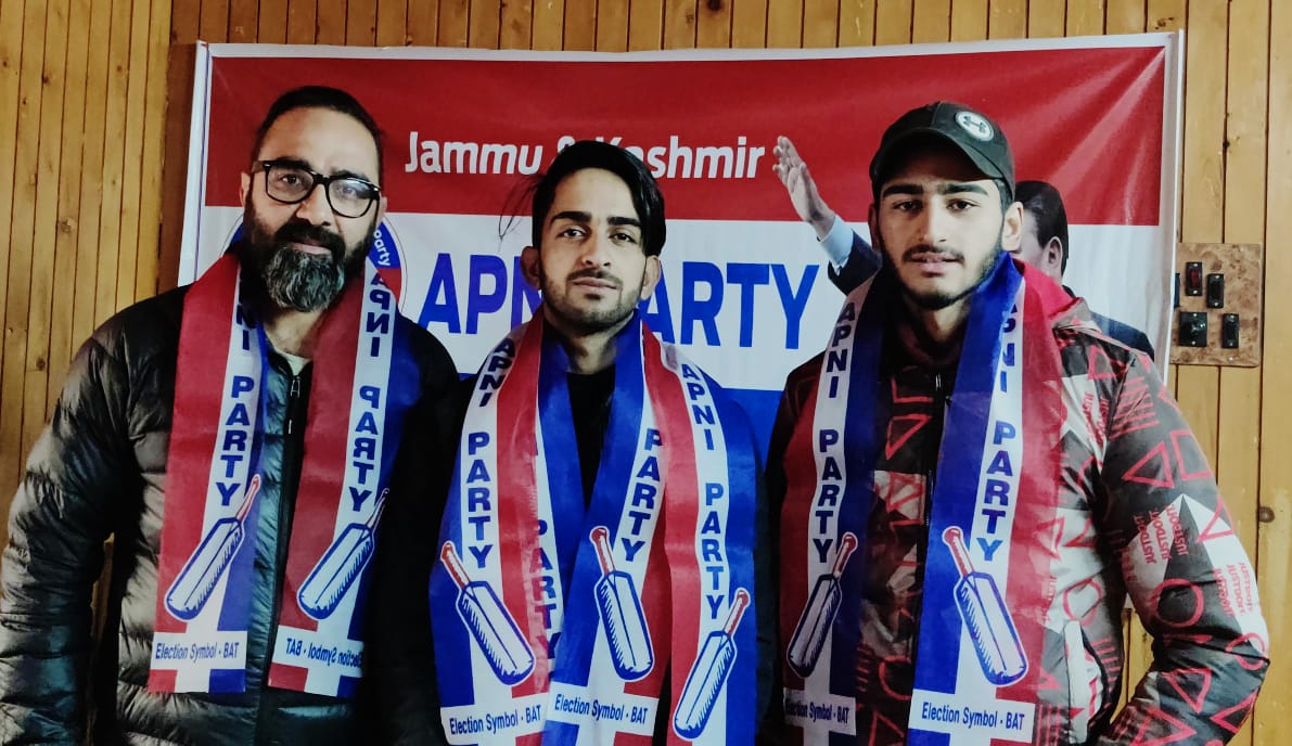 Faizan Ashaf from Downtown Joins J&K Apni Party, Boosting Support in Shahr-e-Khaas”