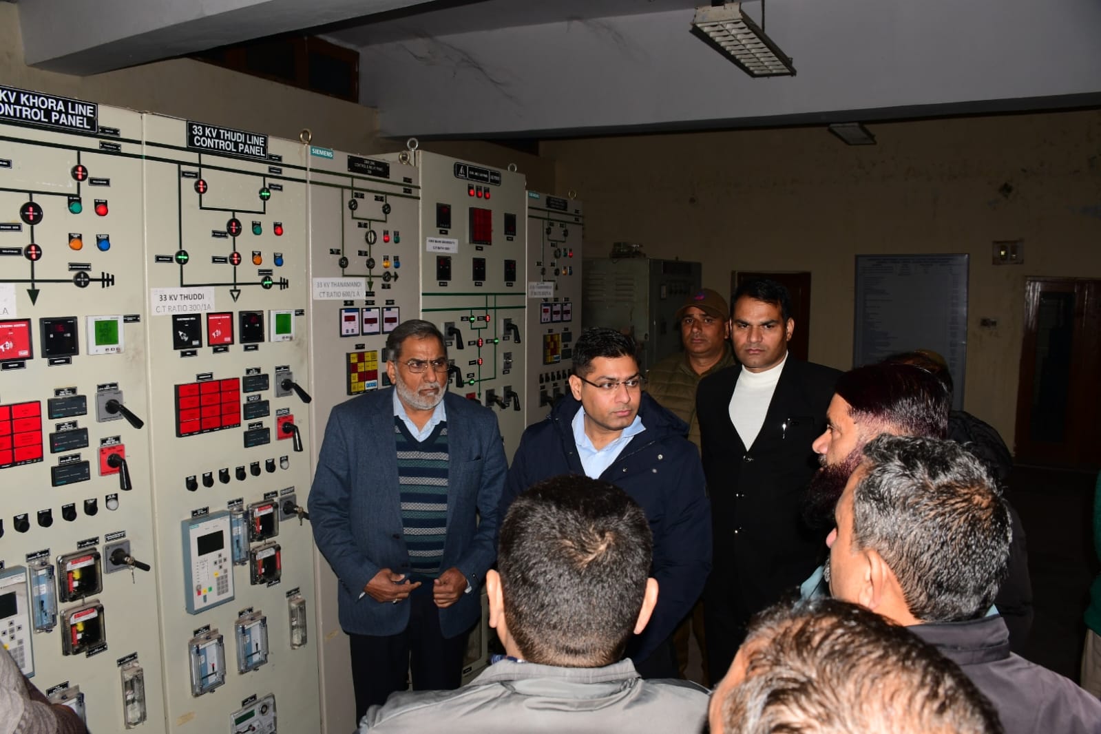 DC Rajouri reviews power supply scenario at Thudi Grid Station