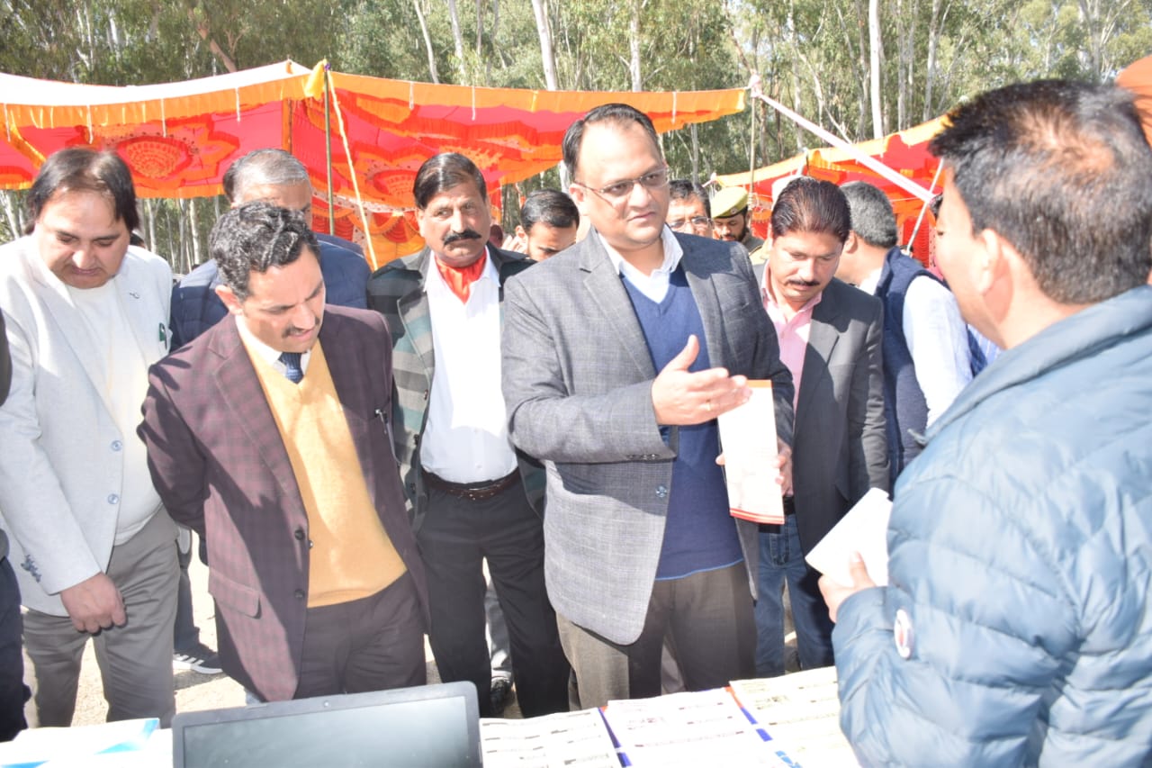 Secretary Tribal Affairs conducts public darbar at border Panchayat Khamba, Nowshera : Rs 150 cr expended on augmenting power infrastructure in Rajouri