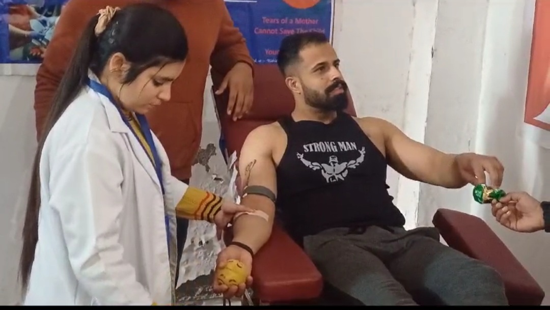 Shre Guru Ravi Dass Sabha Rajouri organises blood donation camp