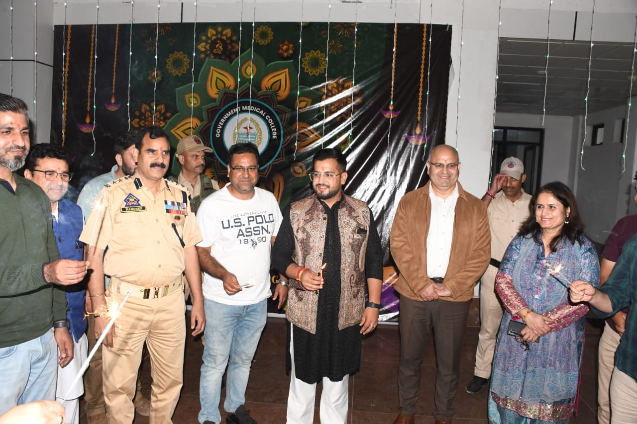 DC Rajouri celebrates Diwali with students, staff of GMC Rajouri