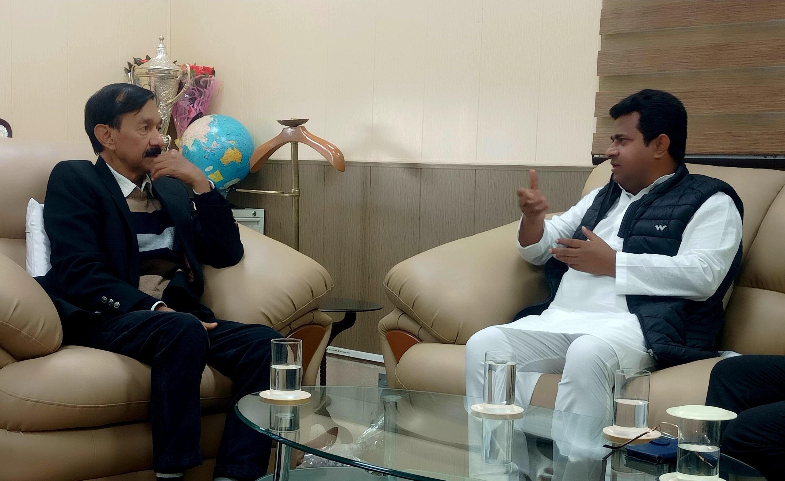 MLA Rajouri Meets Vice Chancellor of Baba Ghulam Shah Badshah University