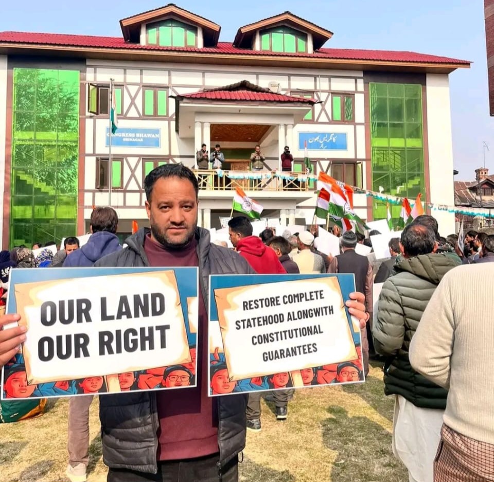 Congress Youth leader Jahangir Bhat Leads Protest for Full Statehood Restoration in J&K