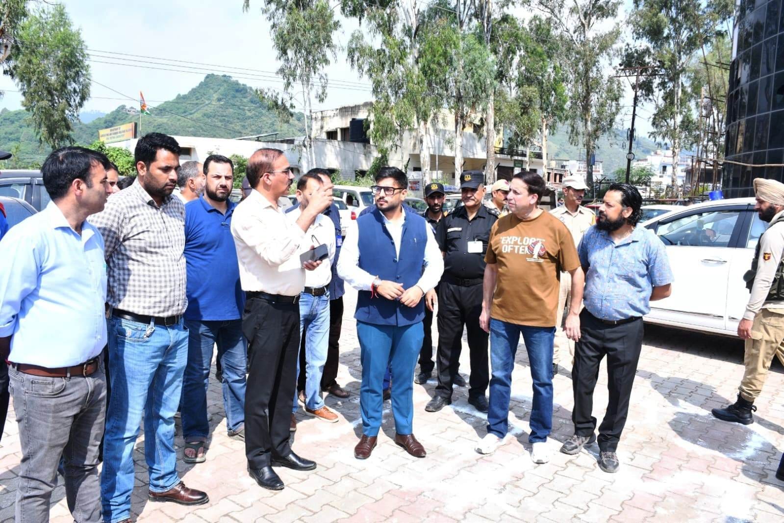 GMC Rajouri gets 500 KVA fully automatic Gensets to ensure 24×7 power supply ; Deputy Commissioner inspects facility after commissioning